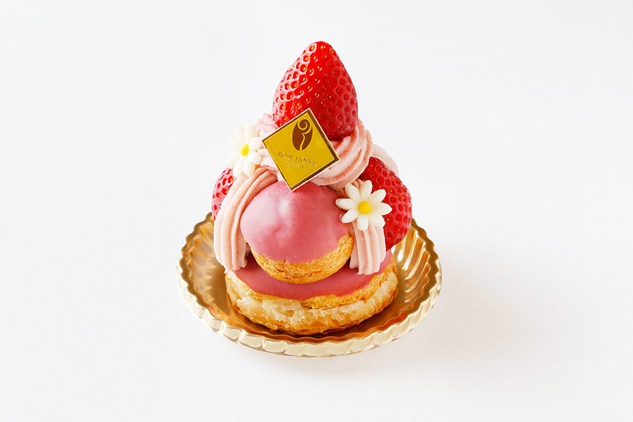 ローズホテル横浜｜ブラスリ―ミリーラ・フォーレ｜苺のサントノーレ